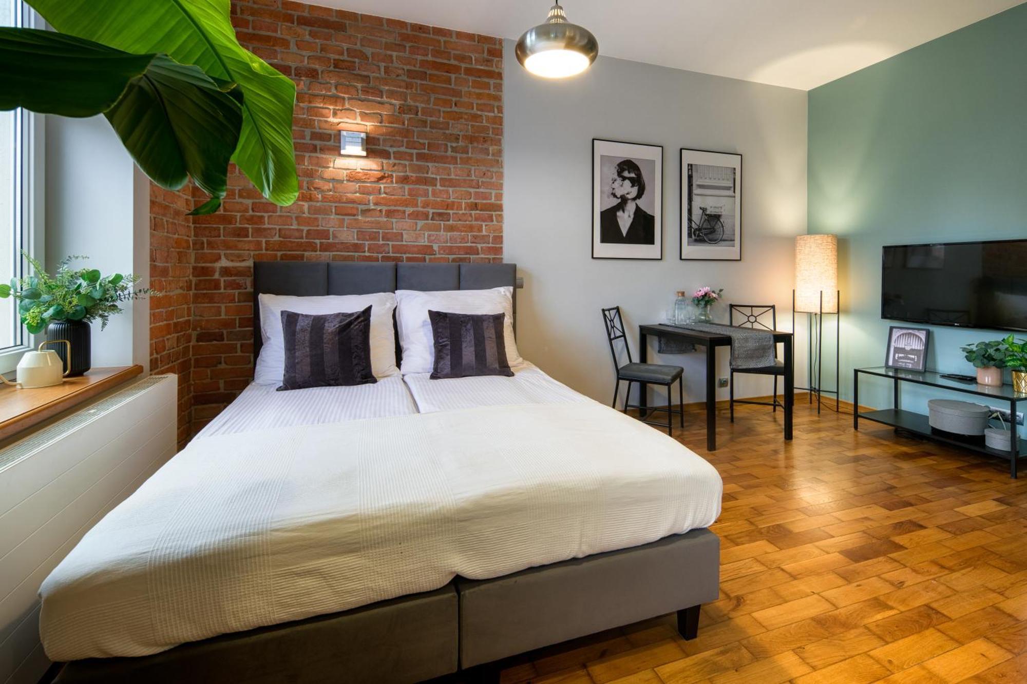 Discover Krakow Apartments - Lubicz St - Loft - Next To Main Station, Ac エクステリア 写真