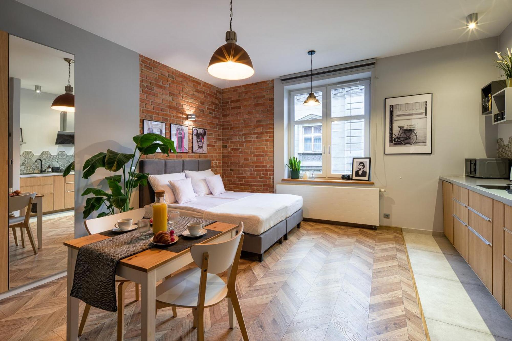 Discover Krakow Apartments - Lubicz St - Loft - Next To Main Station, Ac エクステリア 写真