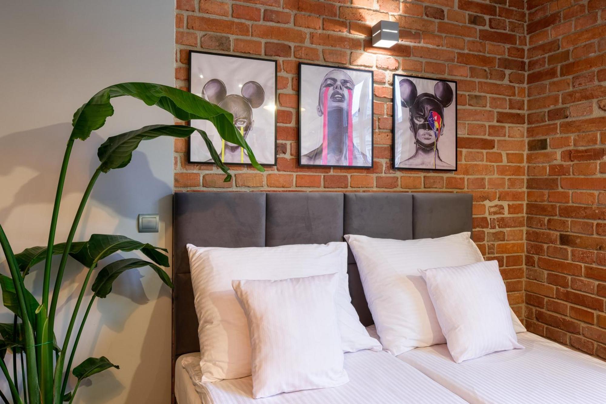 Discover Krakow Apartments - Lubicz St - Loft - Next To Main Station, Ac エクステリア 写真