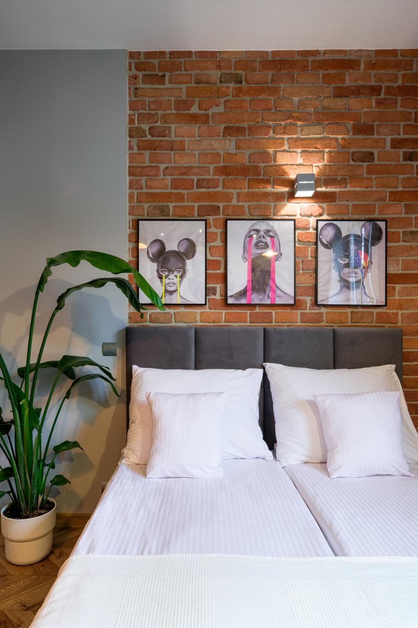 Discover Krakow Apartments - Lubicz St - Loft - Next To Main Station, Ac エクステリア 写真