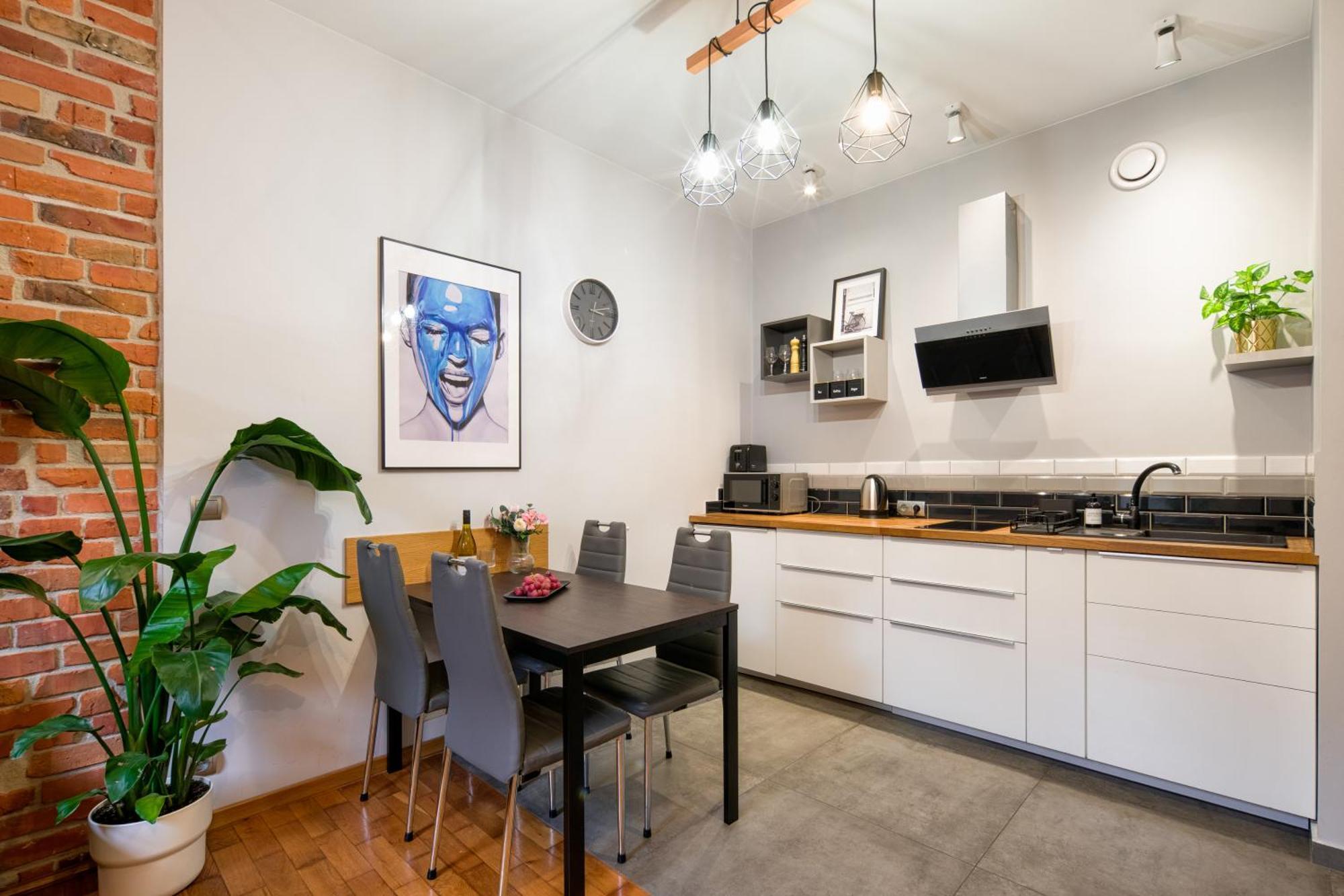 Discover Krakow Apartments - Lubicz St - Loft - Next To Main Station, Ac エクステリア 写真